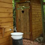 Treehouse V Brdech شاليه
