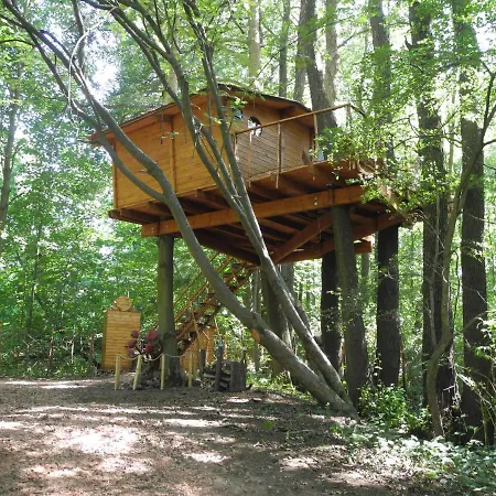 Treehouse V Brdech Chalet Bohutin (Central Bohemian)
