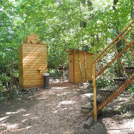 Chalet Treehouse V Brdech