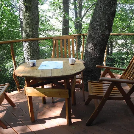 Treehouse V Brdech Chalet *