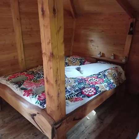 شاليه Treehouse V Brdech *