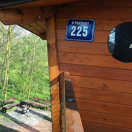 Treehouse V Brdech Bohutin (Central Bohemian)