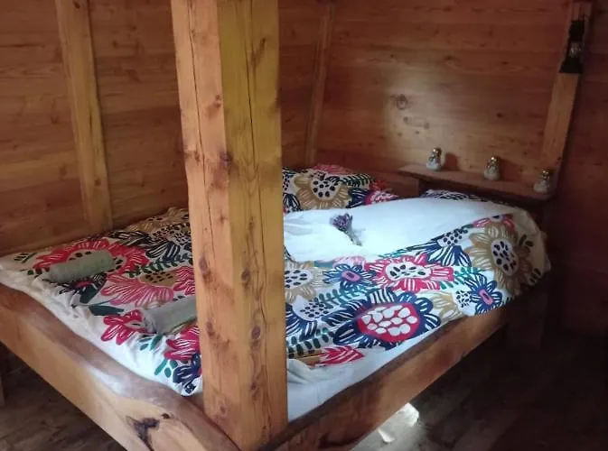 Domek alpejski Treehouse V Brdech *