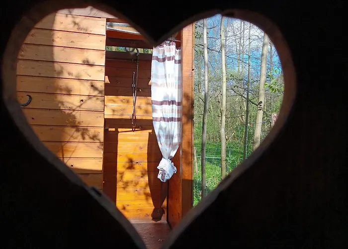 Domek alpejski Treehouse V Brdech Bohutín (středočeský)